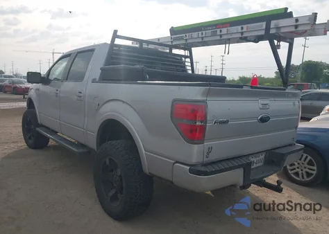 2010 Ford F-150 Xl/Xlt z USA, uszkodzony, nr VIN 1FTEW1C89AKB85800